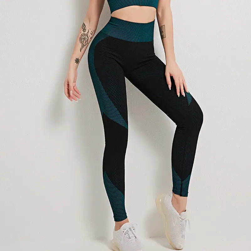 European and American seamless sexy zipper sports yoga suit autumn and winter hip lifting high elastic fitness sports yoga cloth